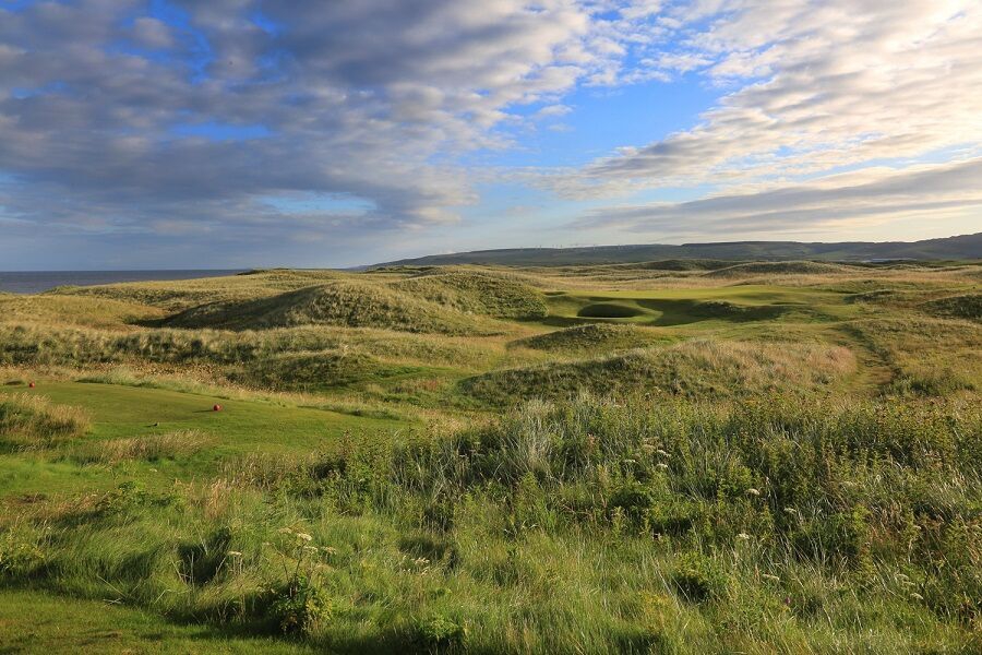 Machrihanish Golf Club by Gary Lisbon