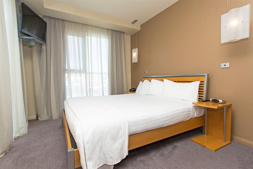 Peppers Seaport - room