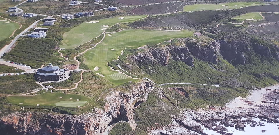 <h2>The Best of South Africa Escorted 2019</h2>Kruger Safari, Cape Town, the Winelands & Garden Route | 14 Nights | 5 Rounds | February 23 - March 9